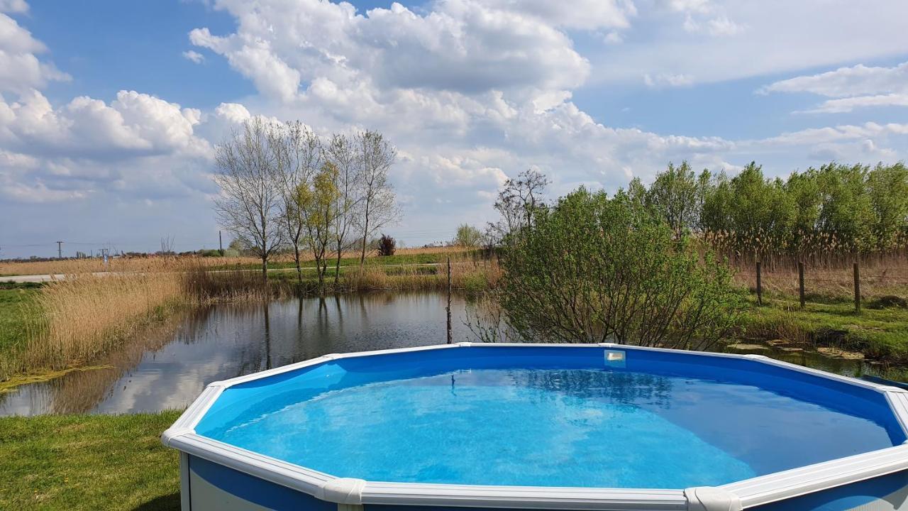 Etno Salas - Etno Ranch - Seosko Turisticko Domacinstvo Villa Palić Exteriör bild